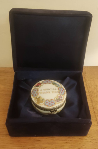 Regal porcelain trinket - trinket, in