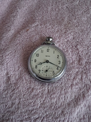 Vintage 1954 smiths pocket - smiths,