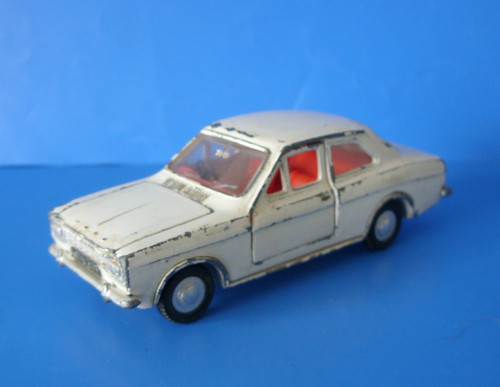 Dinky toys 168 ford - toys, escort
