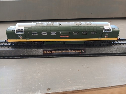 1961 deltic d9002 train - deltic,
