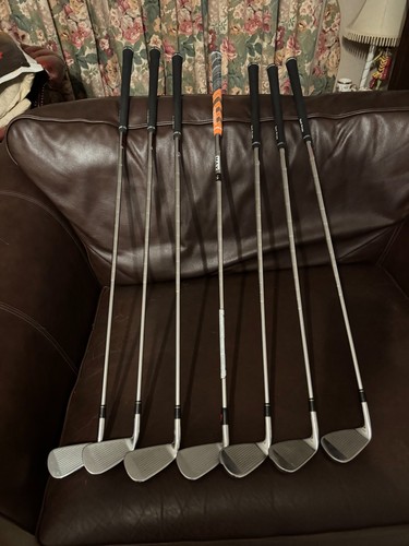 Taylormade r11 irons only pw - r11,