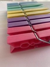 Clothes pegs, 10 clothes pegs.