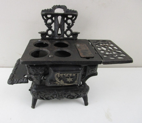 Vintage crescent cast iron - cast,