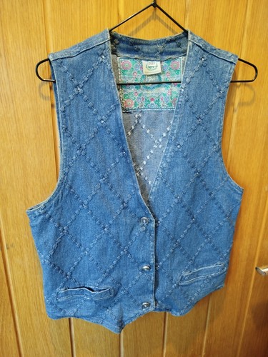 Embellished embroidery vintage