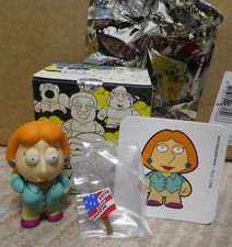 Kidrobot FAMILY GUY LOIS