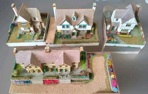Gauge houses joblot on - oo,