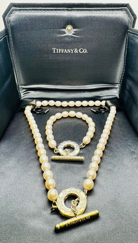 Tiffany freshwater pearl - &,