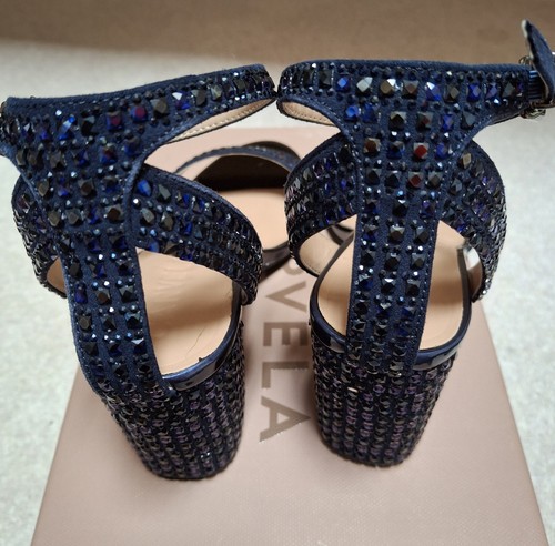 Carvela sandles size navy - 4,