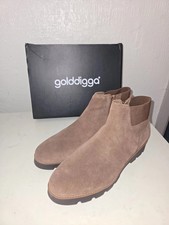 Golddigga Brown Suede Boots