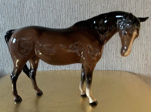 Beswick horse mare facing - horse,
