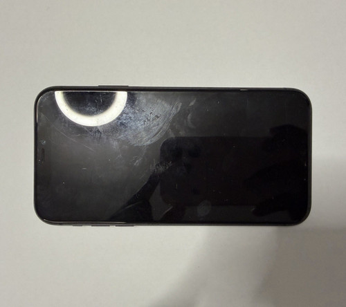 Apple iphone 64gb black - 11,