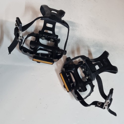 Flat mountain bike pedals - vp,