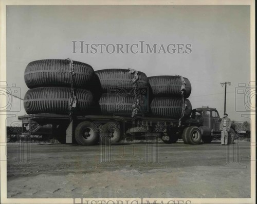 1956 press photo detourneau - photo,