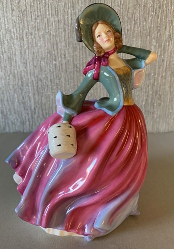 Royal doulton china lady doll - doulton,
