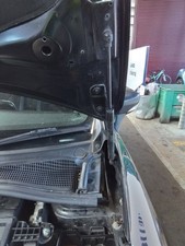 BONNET HINGE LH RENAULT CLIO