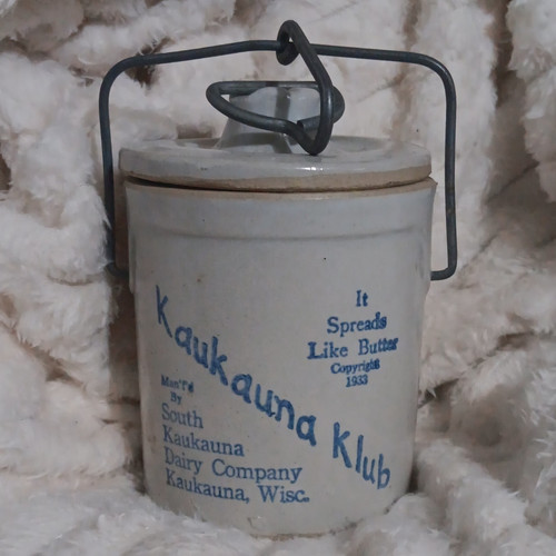 Antique 1933 kaukauna - 1933,