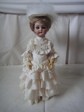 SIMON and HALBIG - WALKING