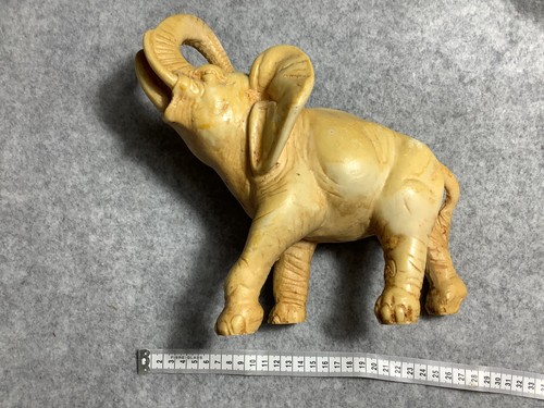 Elephant figurine tall - 25,