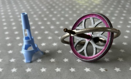 Vintage progress gyroscope and - progress,