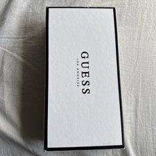 Limited Edition GUESS Vikky