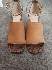 River Island Size 5 Wedge