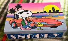 Vintage 1970s Snoopy / Peanuts Tin
