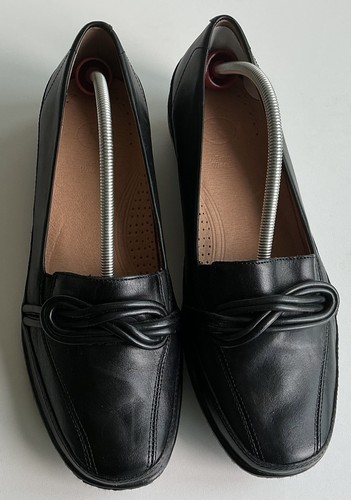 Clarks black leather knot - by,