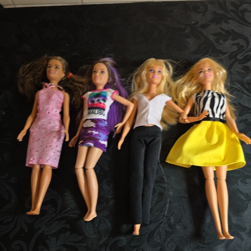 Barbie doll bundle - barbie, bundle(dw10)