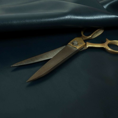 Matt faux leather vinyl - matt,