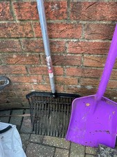 stable mucking out set