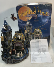 Spooky Animated Haunted House