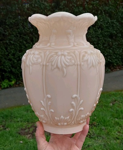 Antique molded cased light - antique,