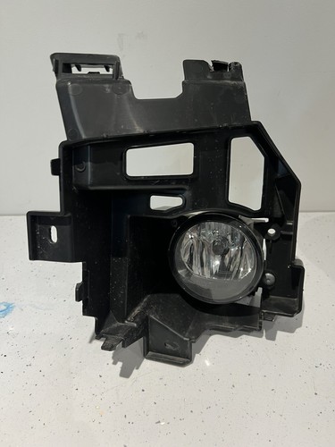 Front left passenger fog light - front,
