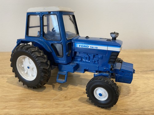 Britains ford tw10 - ford,