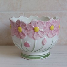 Vintage Pink Daisy Planter Plant Pot Footed Flower Floral Small H 11.5cm WEAR