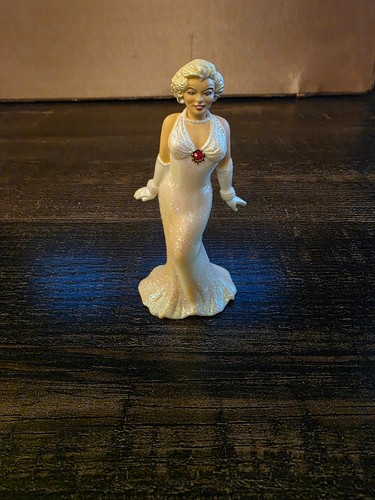 Marilyn monroe christmas - marilyn,