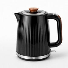 Nutmeg Fluted Kettle 1.7 L
