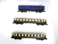 ARNOLD 'N' GAUGE  TWO RHEINGOLD 1ST CLASS COACHES AND ONE  BAGGAGE CAR    DR