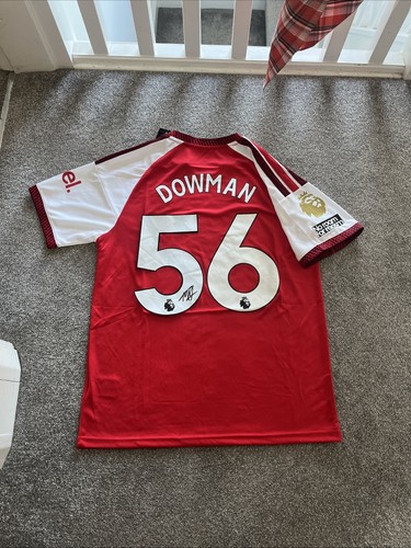 Max dowman signed - max,
