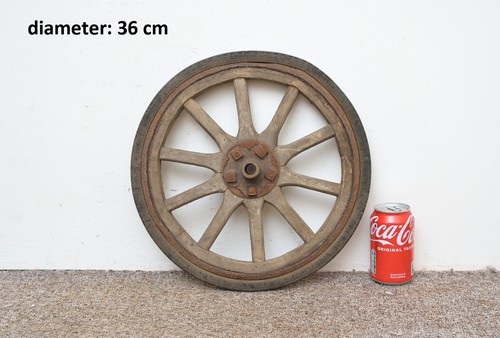 Vintage old wooden market - , cart