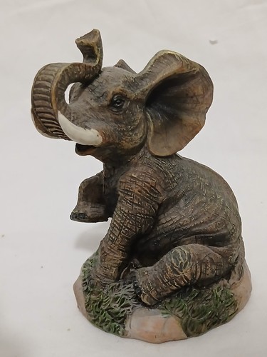 Elephant figurine sitting - elephant,