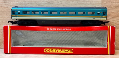 Hornby gauge r4084 - 'oo',