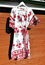 BNWT STELLA MORGAN WRAP DRESS