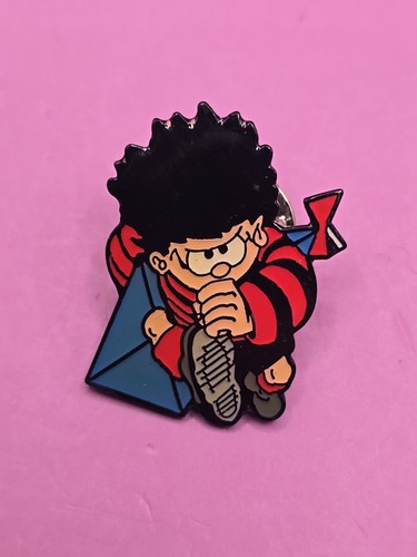 Pin badge metal vintage retro - pin,