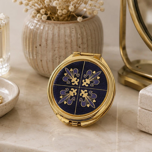 Celtic patterned compact make - compact,