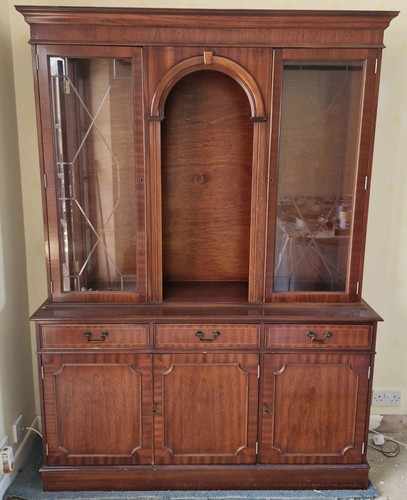 Mahogany glazed display - mahogany,