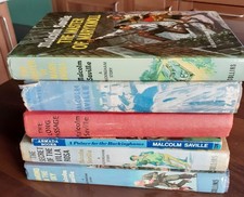 6 x BUCKINGHAMS SERIES, MALCOLM SAVILLE 3 x 1st Eds/2 x Ex-Lib/5 x HB Full Set