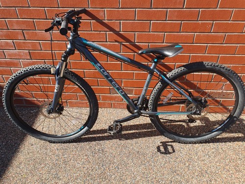 Carrera vengeance bike with - bike,
