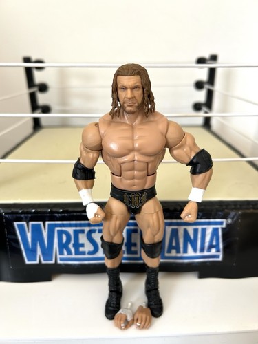 Wwe triple wrestling - wwe, figure