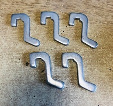 100 x REDIRACK PALLET RACKING BEAM LOCKING CLIPS SAFETY LOCKING